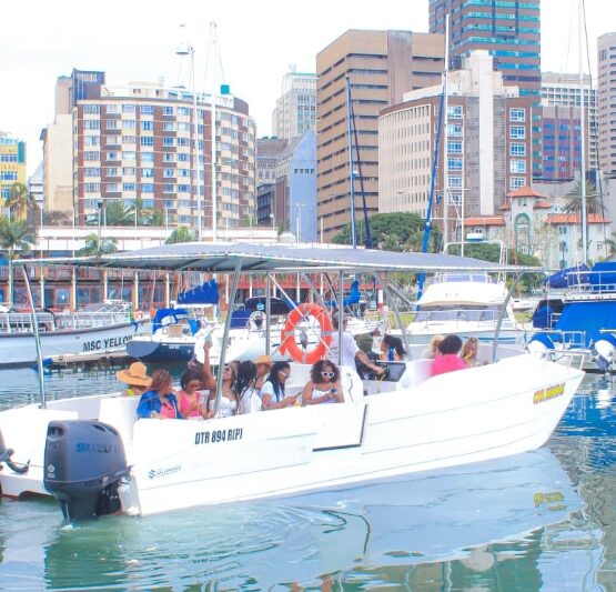 Sea cruise 1 hour (18 seater boat)